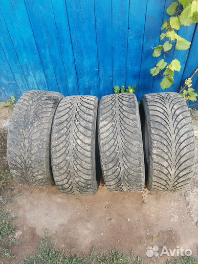 Sava Eskimo Stud 225/50 R34