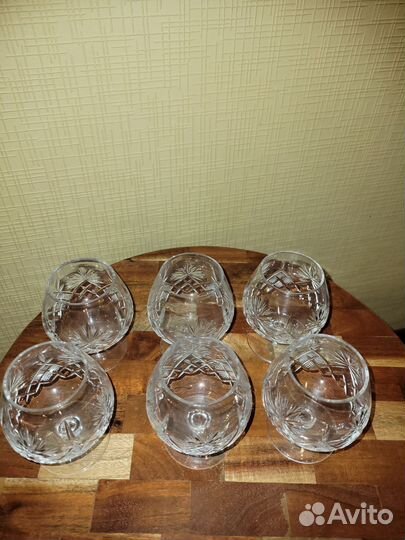 Хрустальные фужеры, стопки и вазы