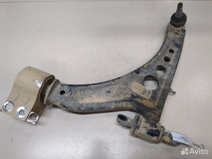 Рычаг подвески Chevrolet Malibu, 2018