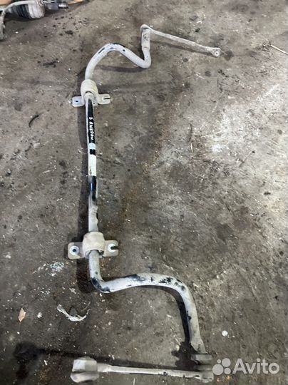 Стабилизатор передний Renault Megane 3