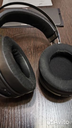 Наушники Razer Nari Ultimate