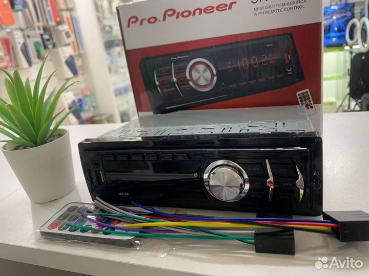 Магнитола однодиновая (1 DIN) (новая)