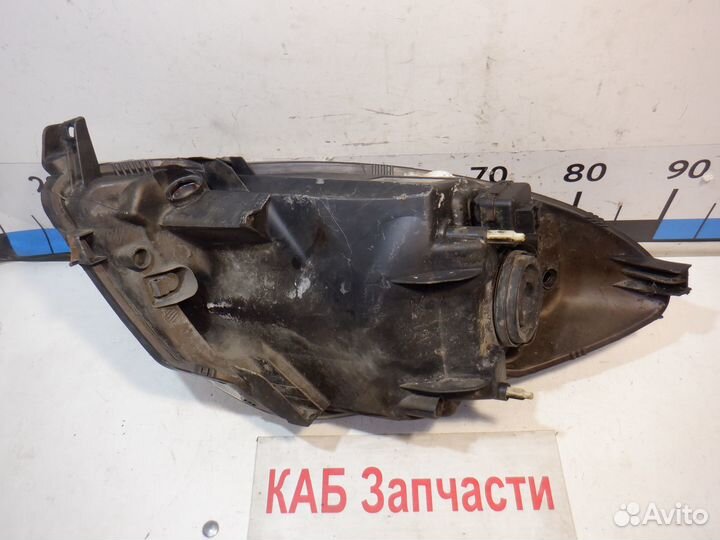 Фара правая Nissan Note E11