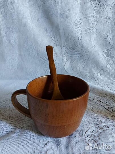 Деревянная кружечка и ложечка