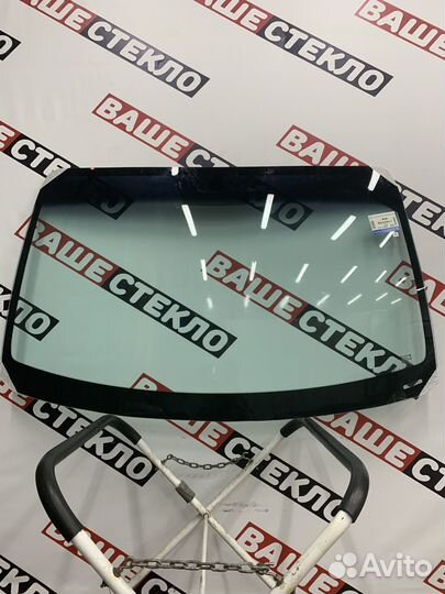 Лобовое стекло SsangYong Rexton