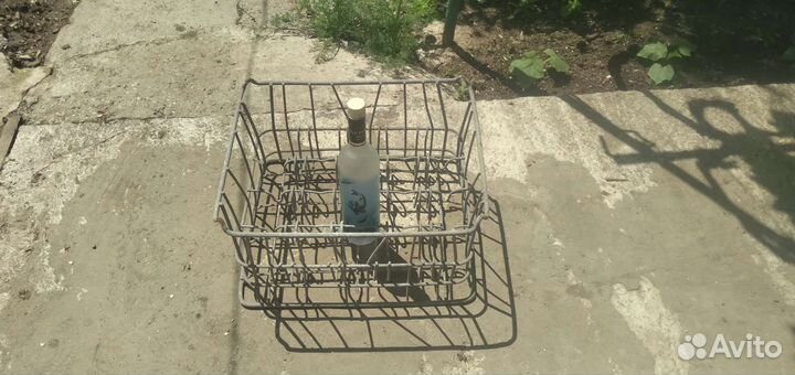 Ящик железный для молочных бутылок СССР