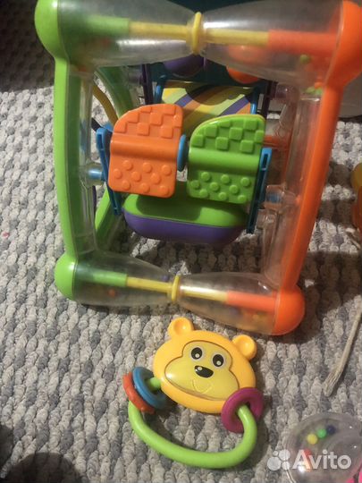 Развивающие игрушки