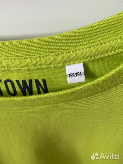 Лонгслив цвета лайма