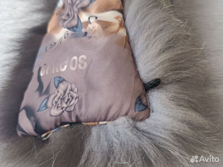 Меховой воротник чернобурка