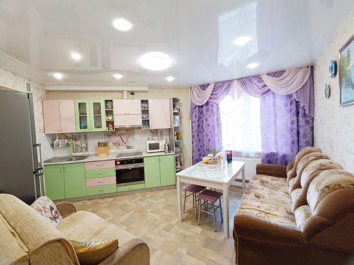 2-к. квартира, 72 м², 1/16 эт.