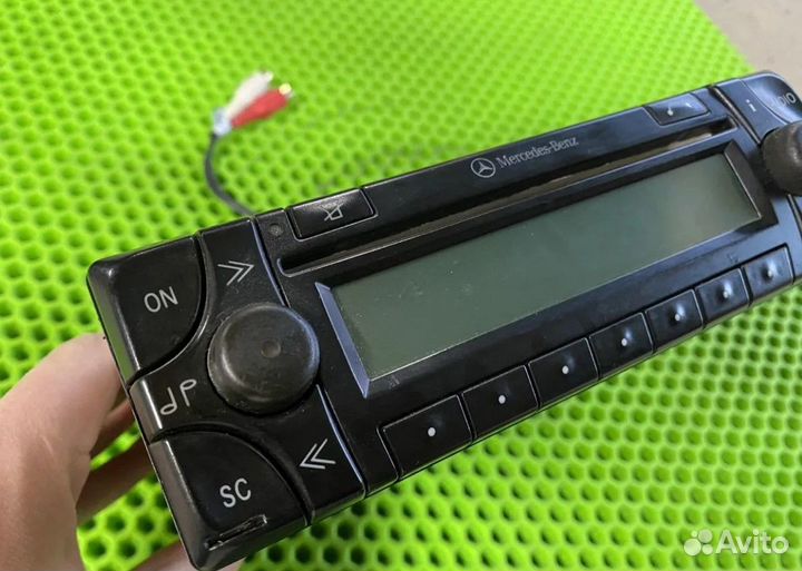 Магнитола Mercedes becker Audio 30