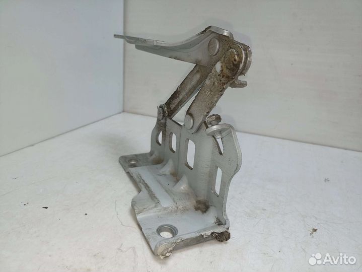 Петли капота Kia Sportage 4