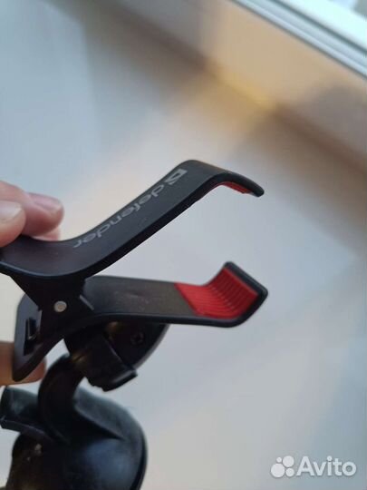 Держатель для телефона в машину