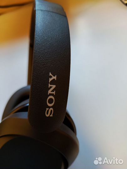 Наушники Sony WH-XB910N