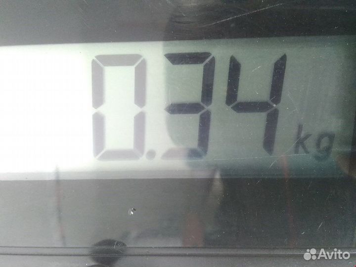 Петля капота правая для Seat Toledo 2 1M0823302B