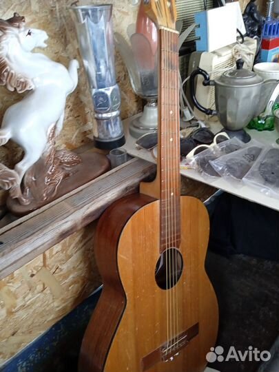 Акустическая гитара орфей