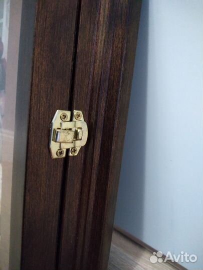 Ключница из дерева