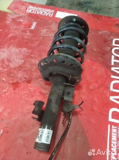 Стойка амортизатора Volvo Xc70 BZ
