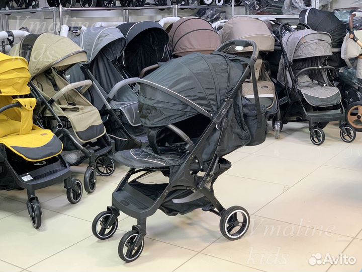 Детская коляска прогулка