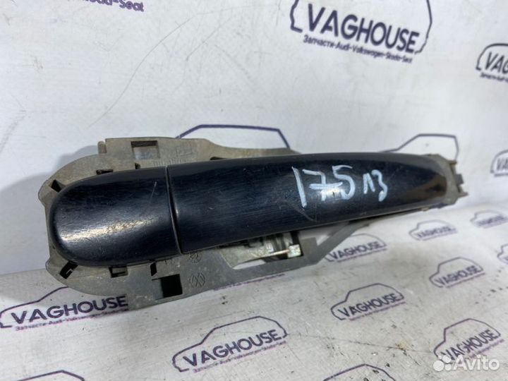 Ручка двери внешняя задняя левая Volkswagen Golf