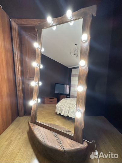 Гримерное зеркало эксклюзивное