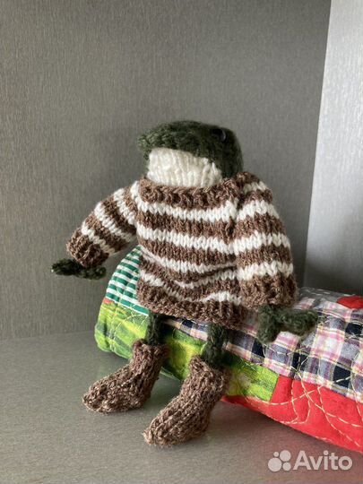 Вязаные игрушки лягушка