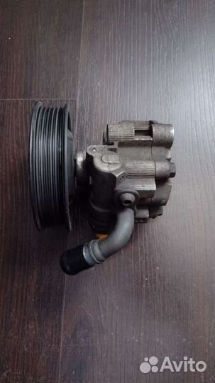 Насос гур Chrysler 300C 3,5 л