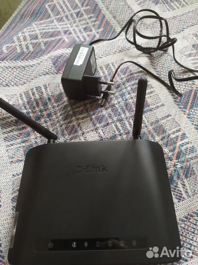 Wifi роутер D link 615