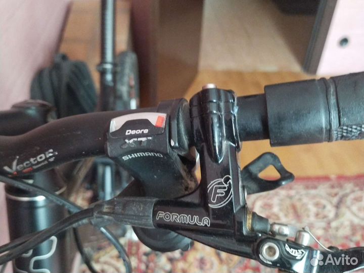 Велосипед cube