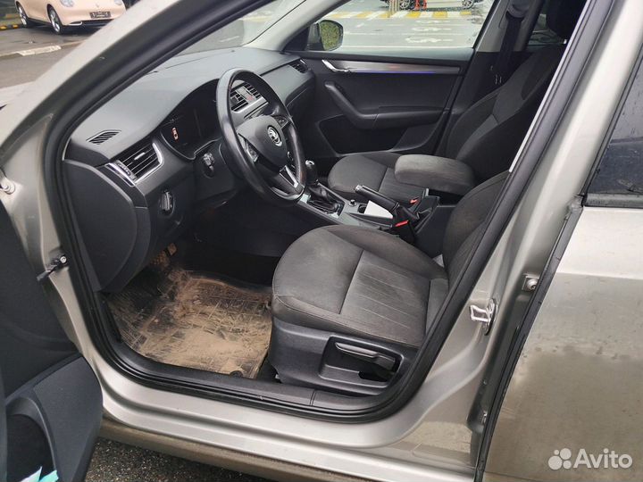 Skoda Octavia 1.6 AT, 2019, 135 401 км