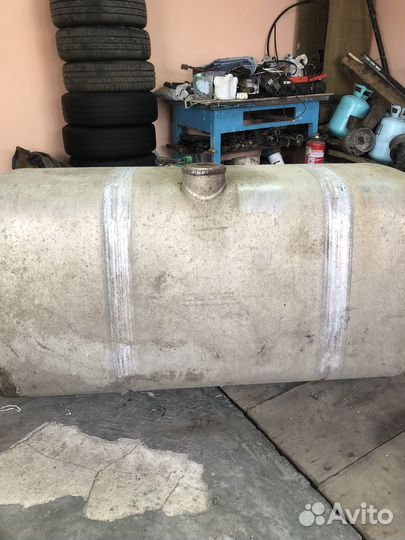 Топливный бак на daf 105