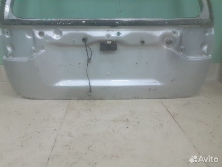 Крышка багажника задняя Mitsubishi Pajero Sport