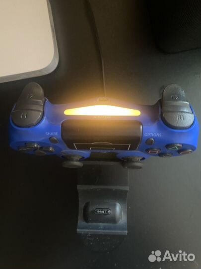 Оригинальна зарядная станция PS4