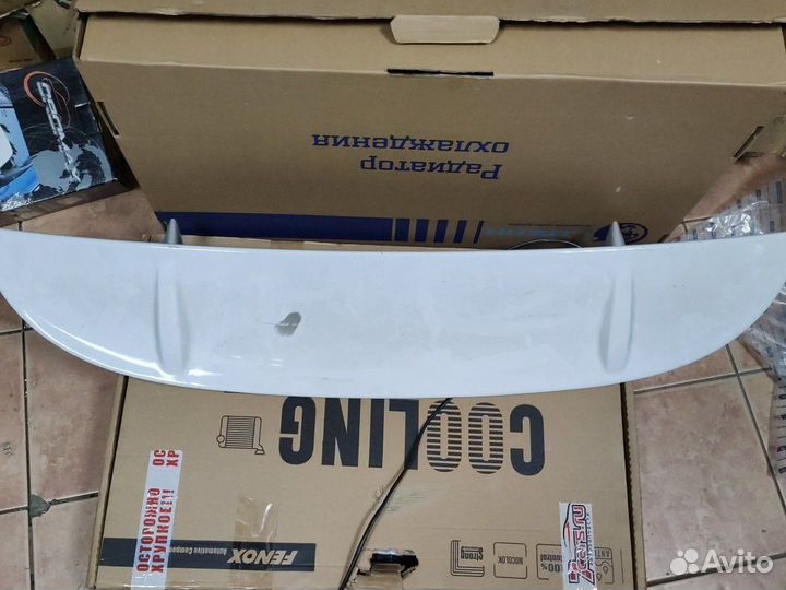 Спойлер задний с подсветкой