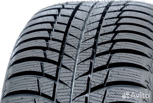 Bridgestone Blizzak LM-001 225/55 R17