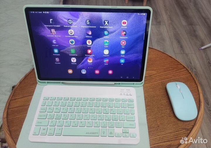 Samsung Galaxy Tab s7 Fe lte плюс чехол-клавиатура
