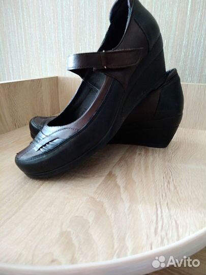 Туфли женские