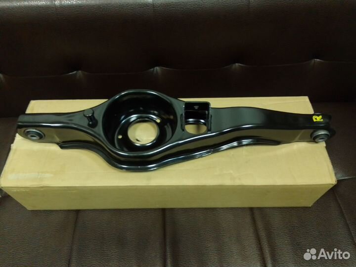 Рычаг задний правый под пружину CX-7