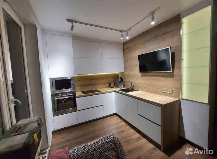 Кухонный гарнитур угловой