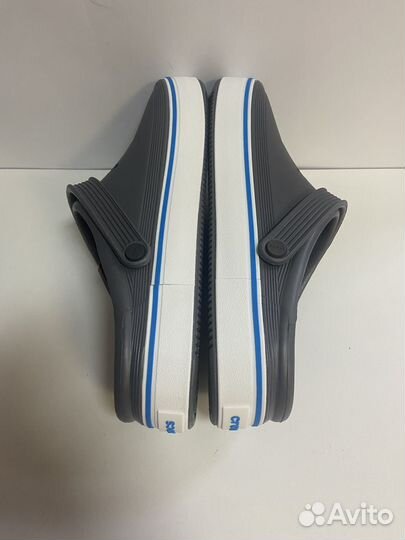 Crocs серые мужские