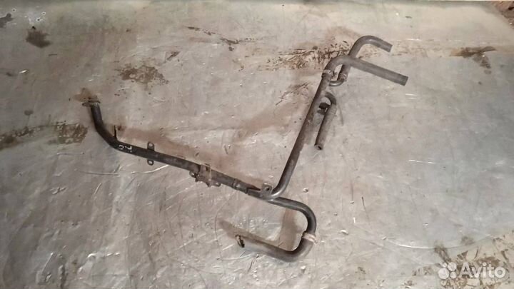 Патрубок охлаждения Land Rover Freelander 1998