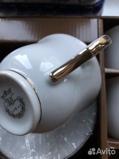 Сервиз чайный (чайные пары) белый с золотом