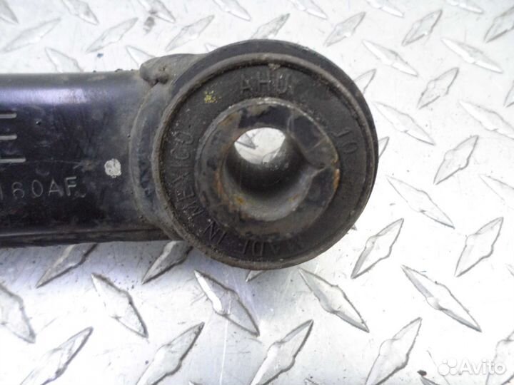 Рычаг задний правый Dodge Ram 4 1500 04877160AF
