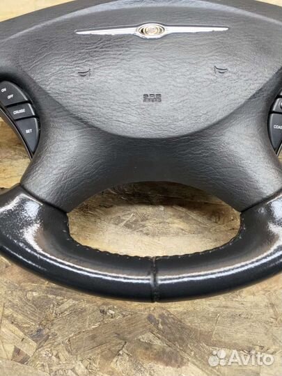 Рулевое колесо Крайслер Вояджер караван 01-07г