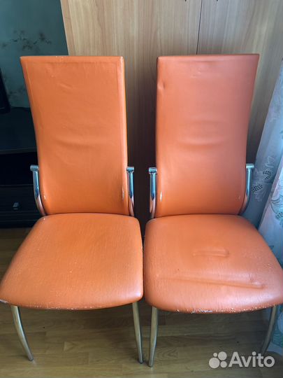 Стулья кухонные на перетяжку 4 шт