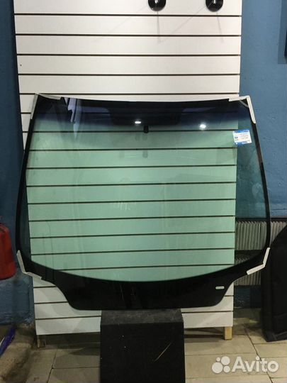 Лобовое стекло Пежо 308 408 307 3008 206 207 406