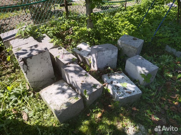 Продам блоки бетонные