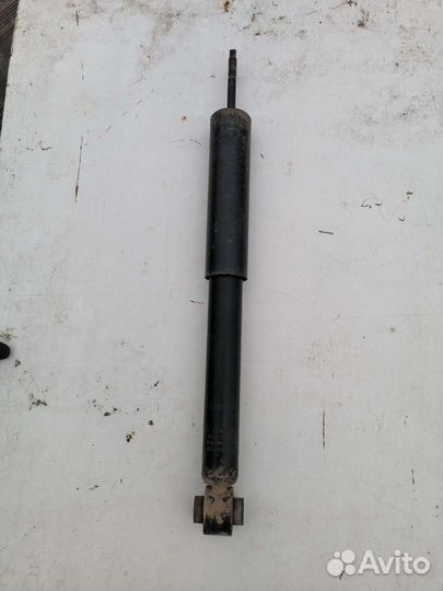 Продам задние стойки на хонду HR-V