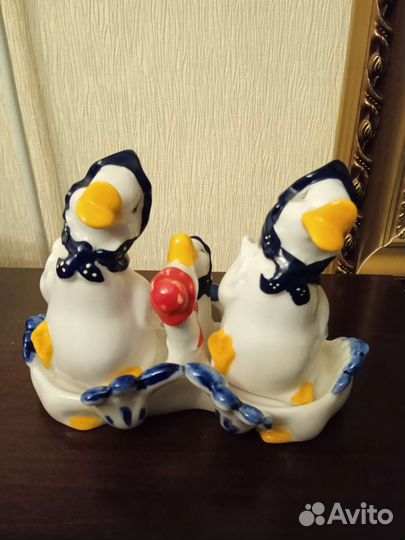 Солонка и перечница