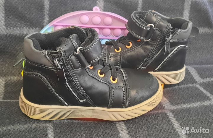 Ботинки демисезонные на мальчика 27 размер